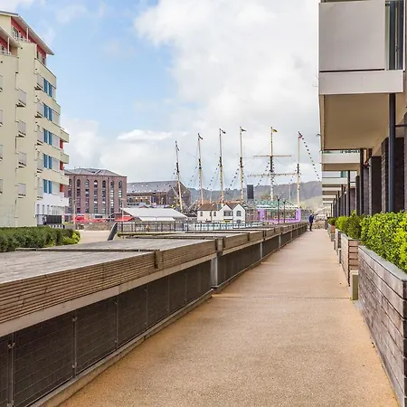 I Relocate Central Waterfront *